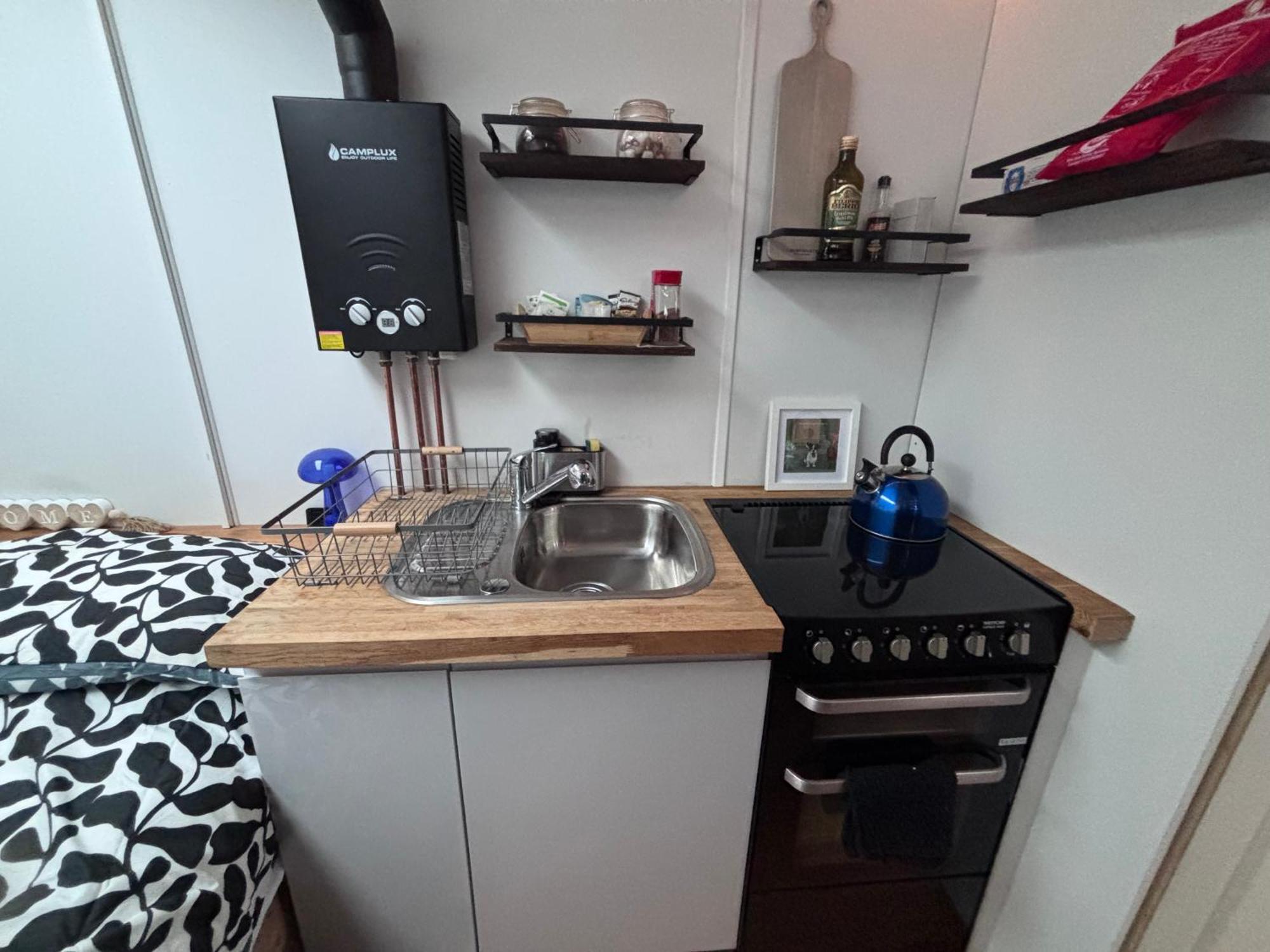 Quex Livery Glamping Birchington-on-Sea Buitenkant foto